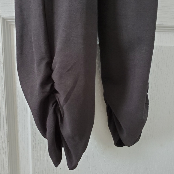 WOMENS WHITE/BLACK HALTER JUMPSUIT - Picture 6 of 12